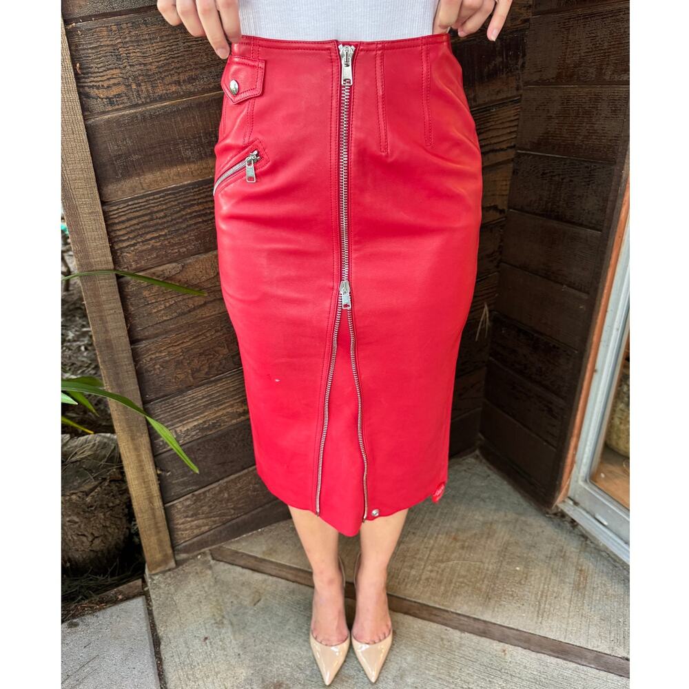 Alexander McQueen Zip-Embellished Leather Midi Skirt - Picture 11 of 16